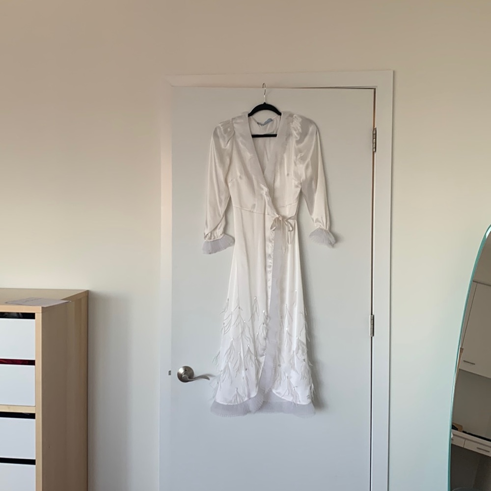 Hill House robe